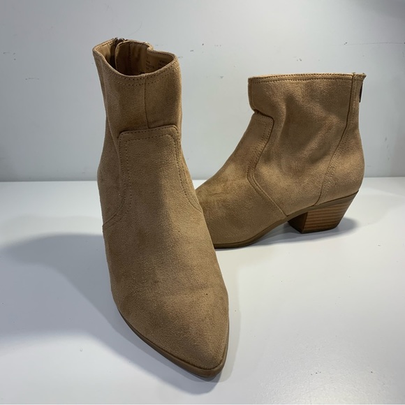 Banana Republic Womens Faux Suede Bootie Boots Shoes 8M Taupe Beige Zip Ankle - Picture 3 of 16
